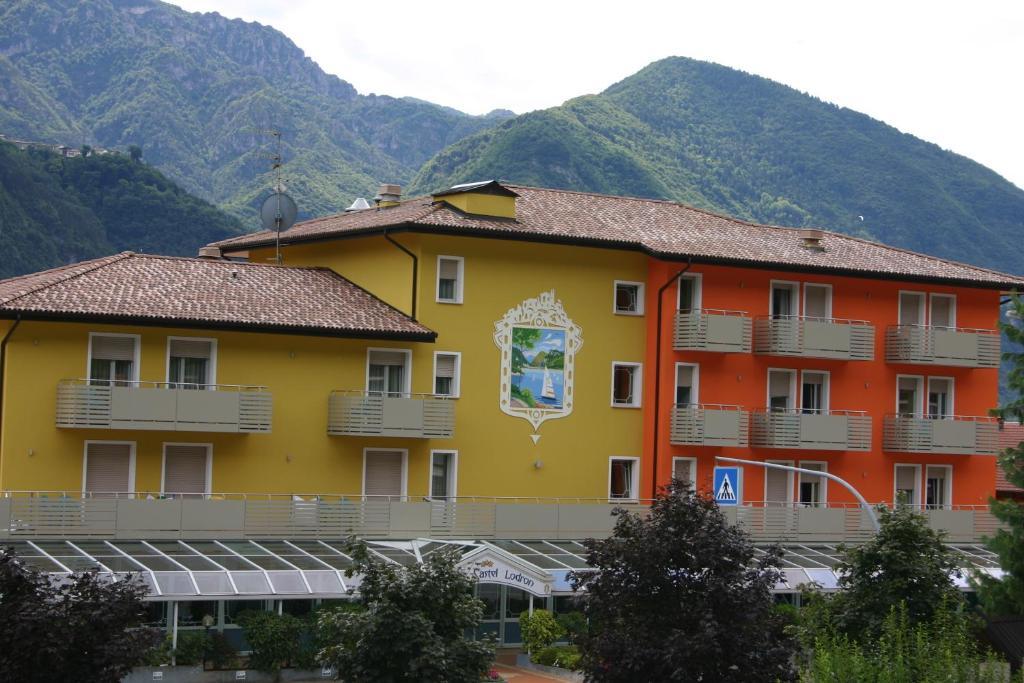 Hotel Castel Lodron Storo Экстерьер фото