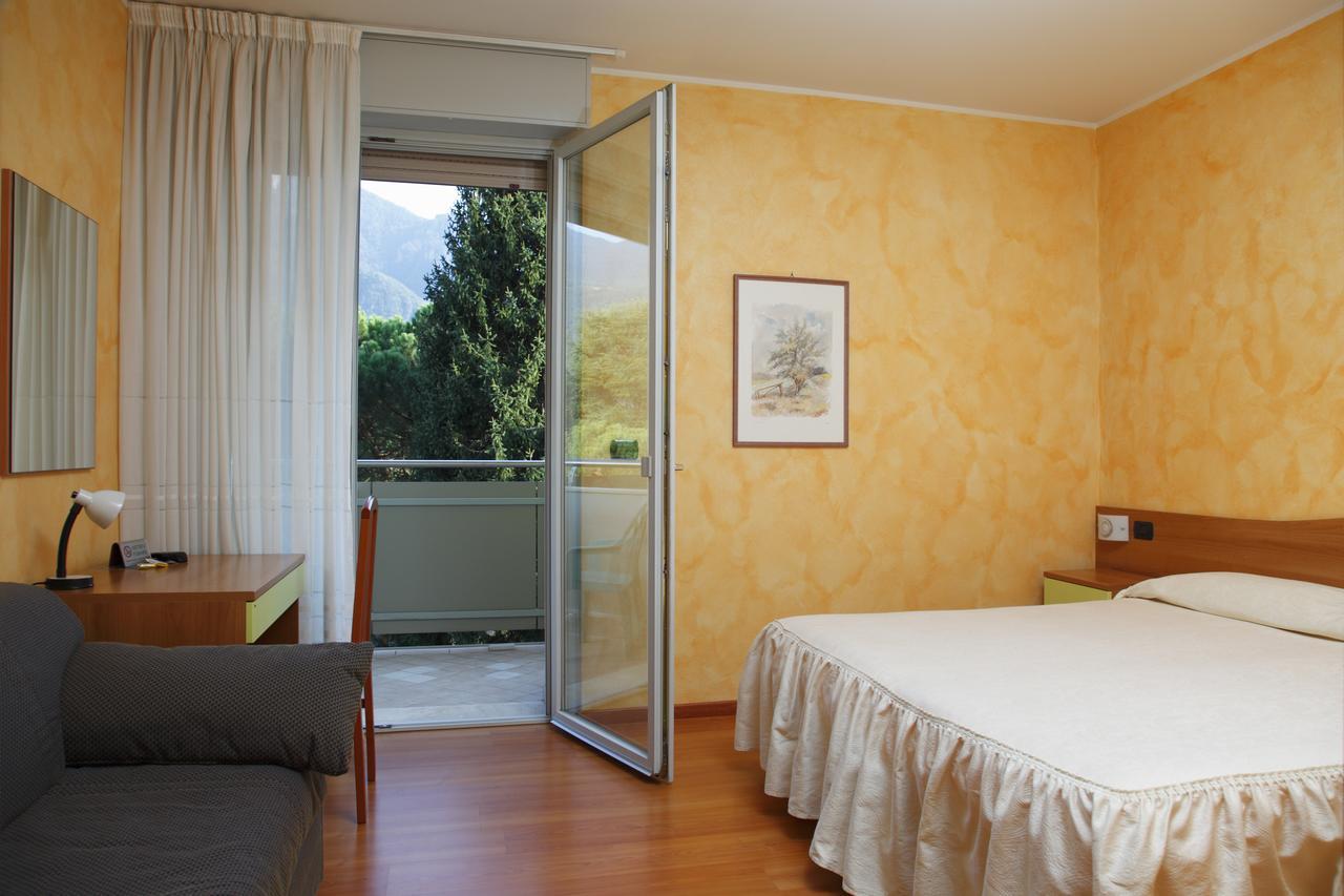 Hotel Castel Lodron Storo Экстерьер фото